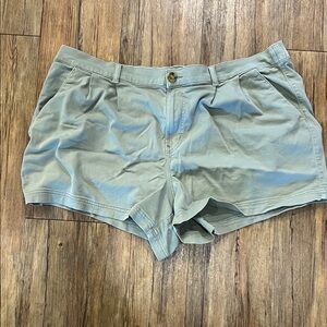 Maurice’s Women's Casual Pleated Green Shorts 22W